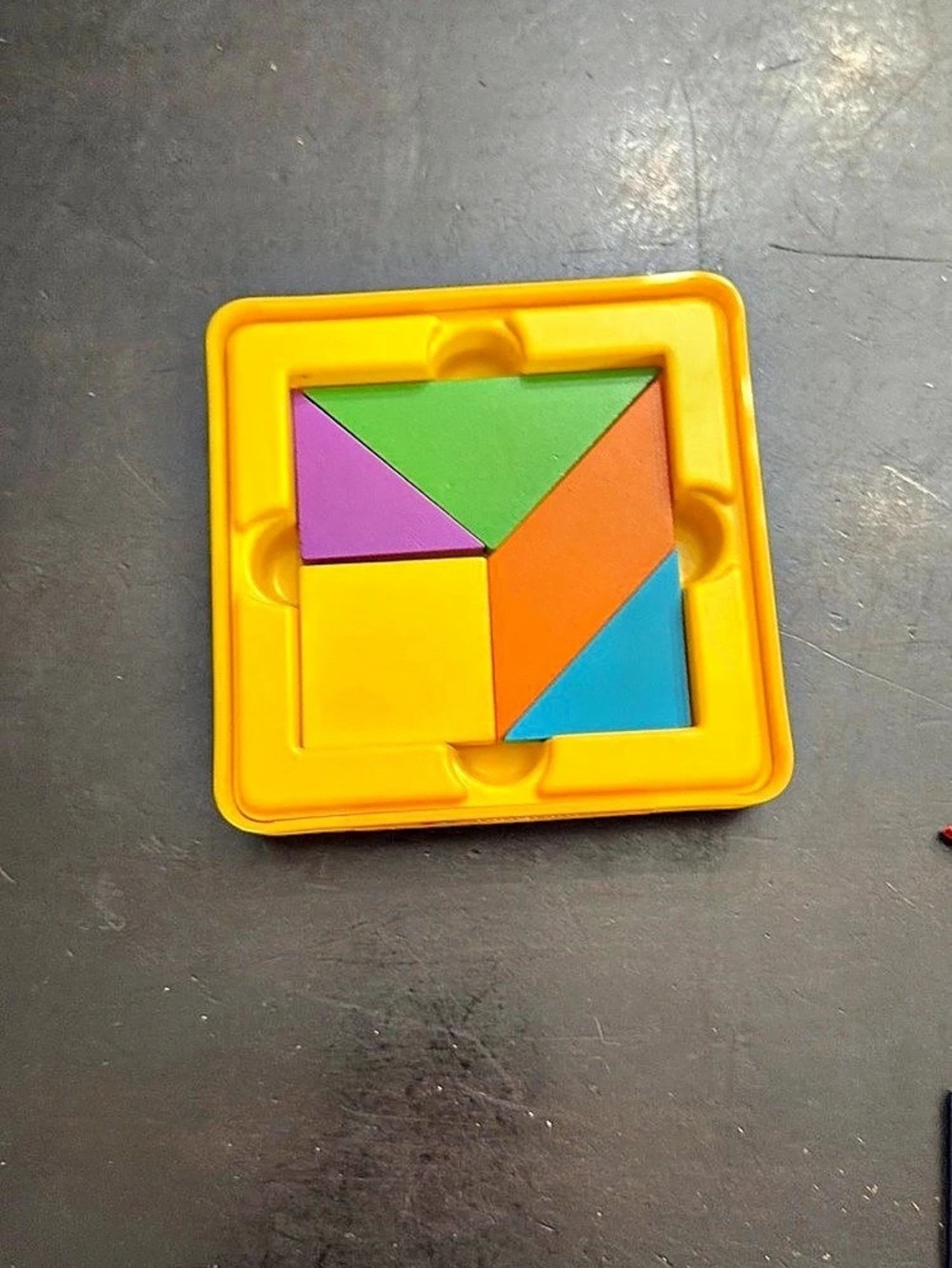 Osmo Genius Tangram Game 7 Colorful Puzzle Pieces + Yellow Storage Case